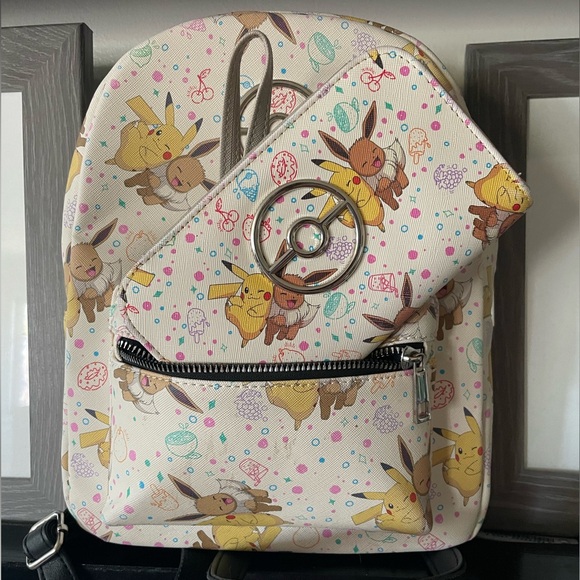 Bioworld Pokémon Pikachu and Eevee backpack - Picture 1 of 2
